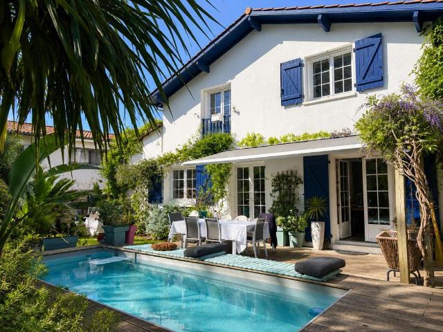 Maison 7 pièces 185 m²