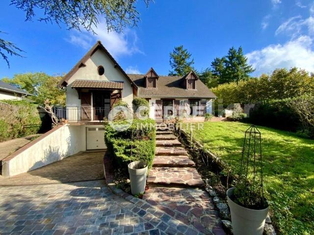Maison 7 pièces 185 m²