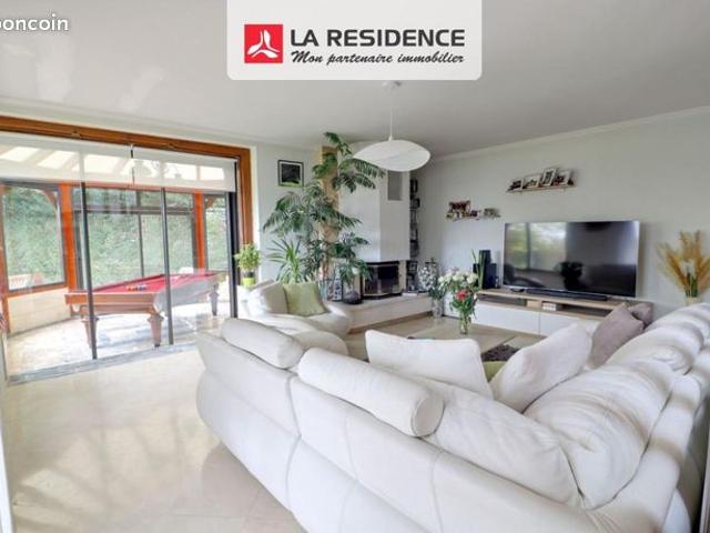 Maison 7 pièces 185 m²
