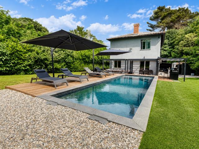 Maison 7 pièces 185 m²
