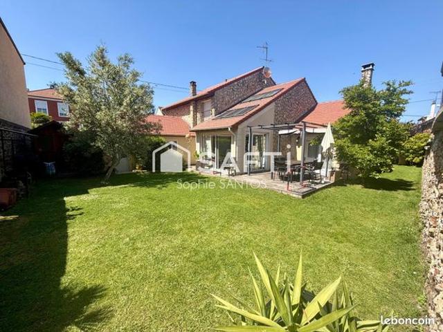 Maison 7 pièces 185 m²