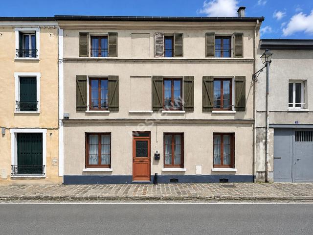 Maison 7 pièces 185 m²