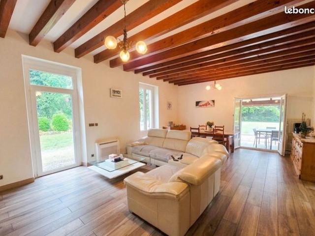 Maison 7 pièces 185 m²