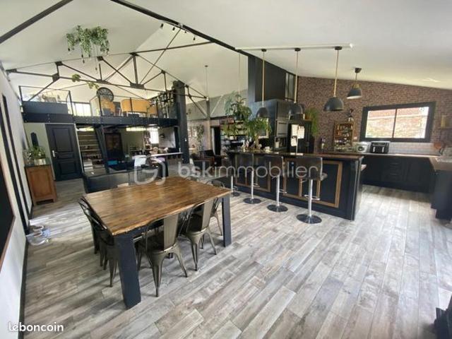 Maison 7 pièces 185 m²