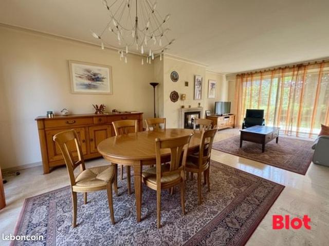 Maison 7 pièces 185 m²