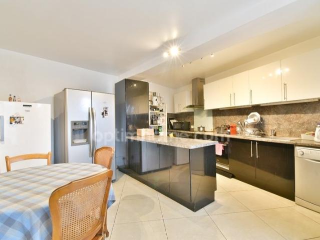 Maison 7 pièces 185 m²