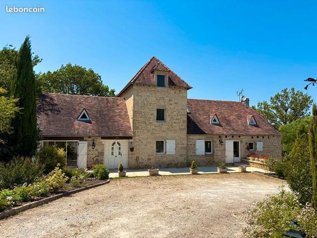 Maison 7 pièces 185 m²