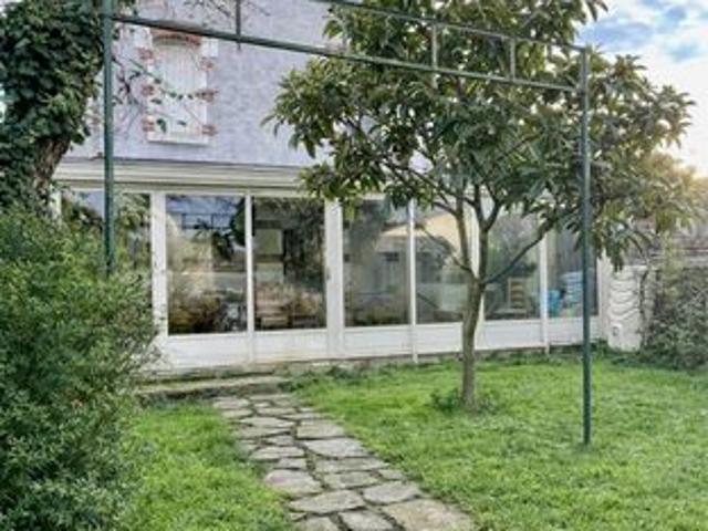 Maison 7 pièces 185 m²