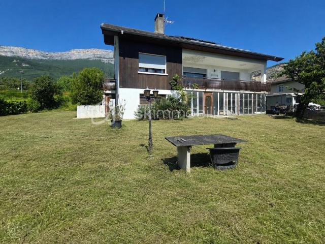 Maison 7 pièces 185 m²