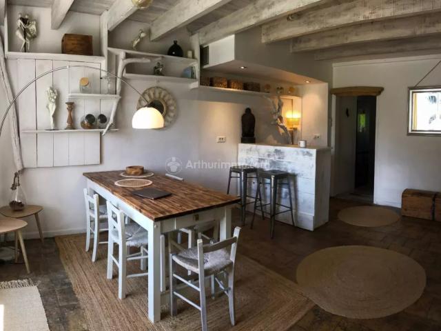 Maison 7 pièces 185 m²