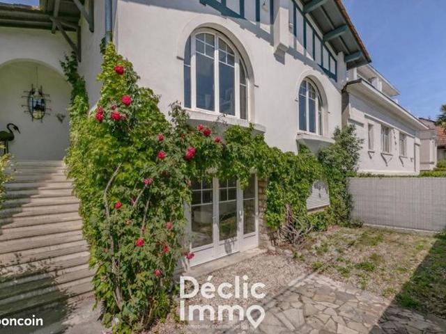 Maison 7 pièces 185 m²