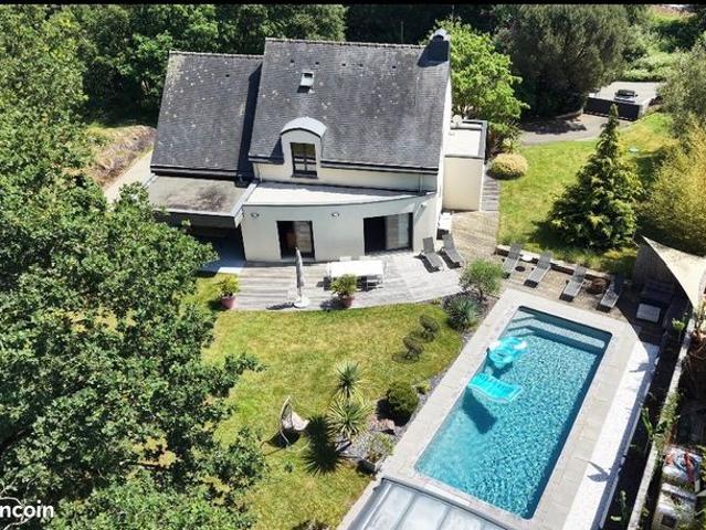Maison 7 pièces 185 m²