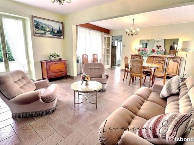 Maison 7 pièces 185 m²