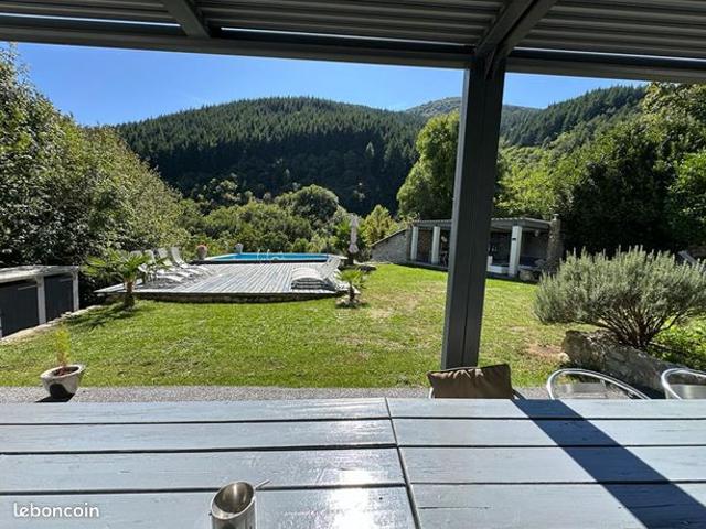 Maison 7 pièces 185 m²