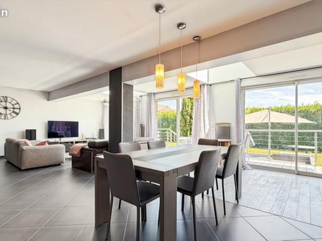 Maison 7 pièces 185 m²