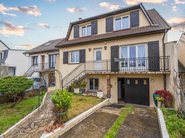 Maison 7 pièces 185 m²