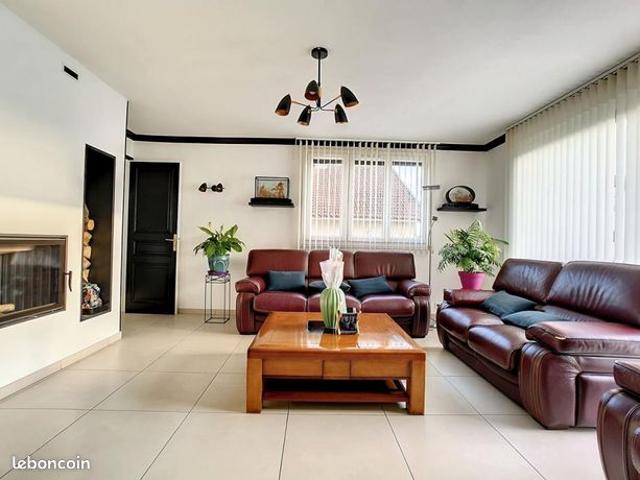 Maison 7 pièces 185 m²