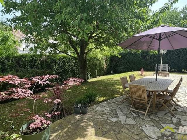 Maison 7 pièces 185 m²