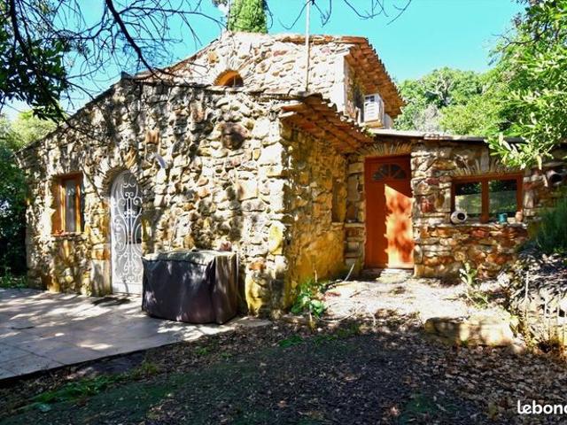 Maison 7 pièces 185 m²