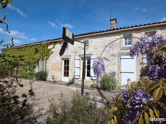 Maison 7 pièces 186 m²