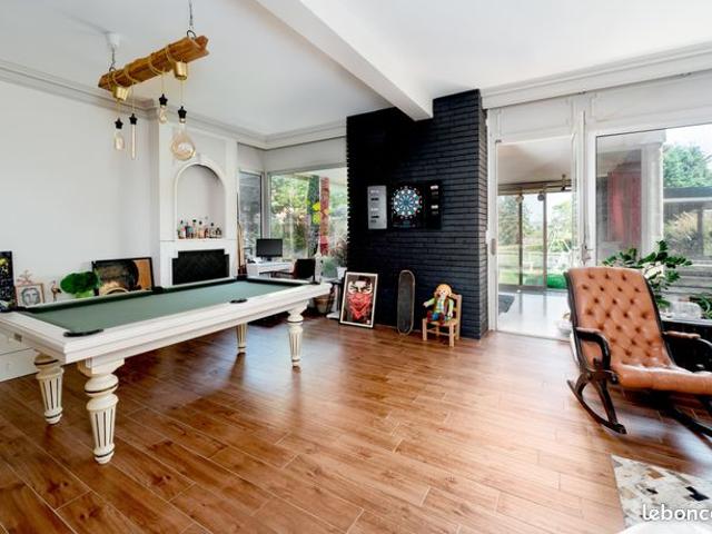 Maison 7 pièces 186 m²