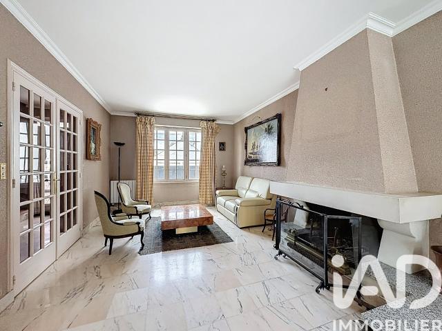 Maison 6 pièces 186 m²