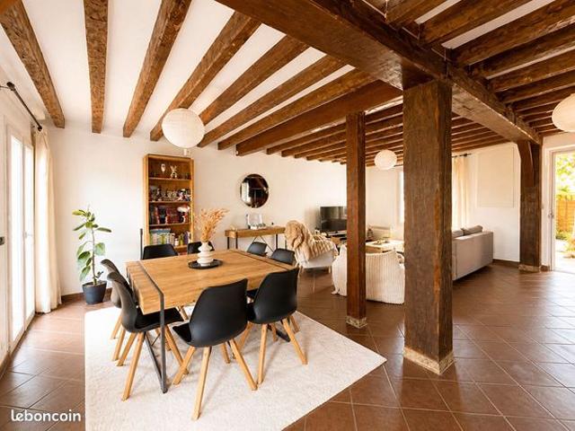 Maison 7 pièces 186 m²