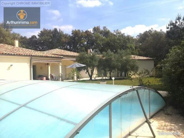 Maison 7 pièces 186 m²