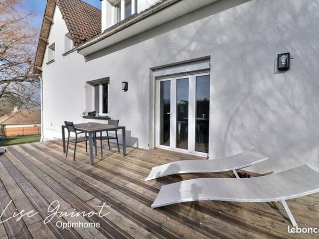 Maison 7 pièces 186 m²