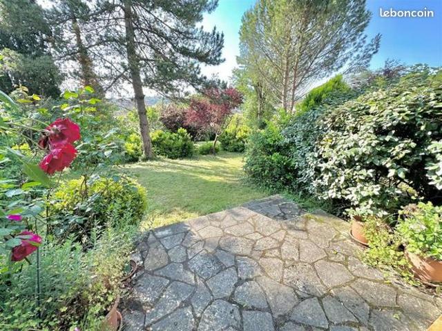 Maison 7 pièces 186 m²