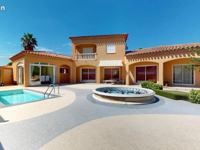 Maison 7 pièces 186 m²