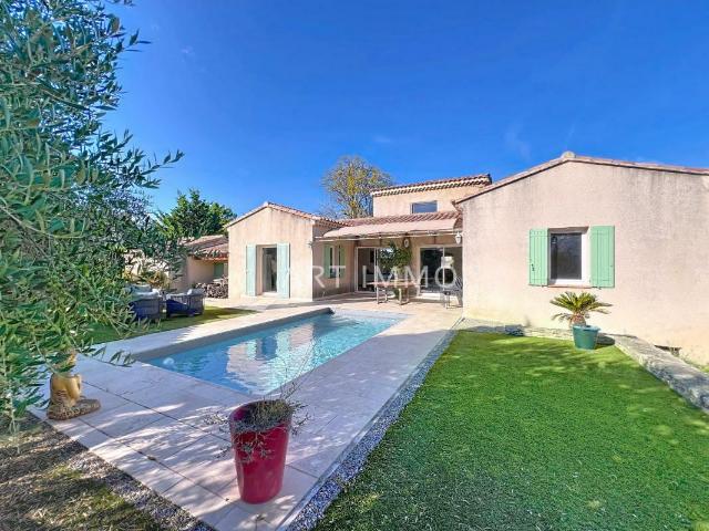 Maison 7 pièces 186 m²