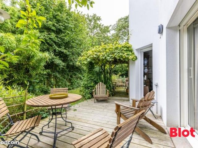 Maison 7 pièces 186 m²
