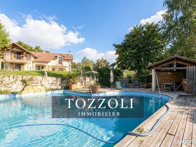 Maison 7 pièces 186 m²