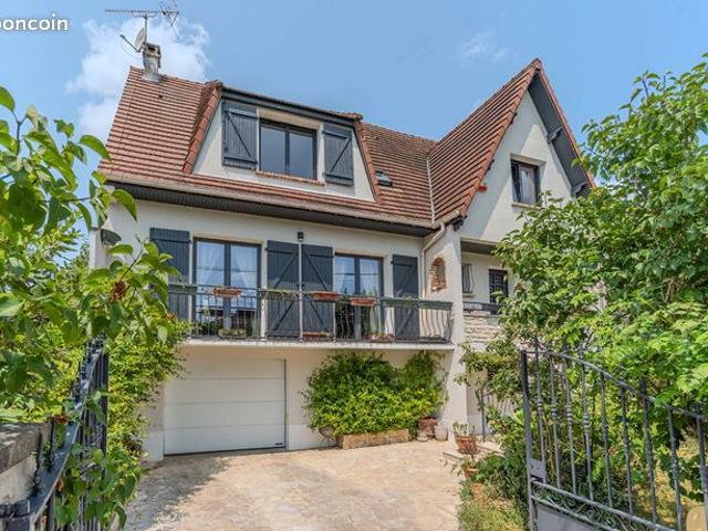 Maison 7 pièces 186 m²