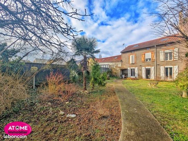 Maison 7 pièces 186 m²