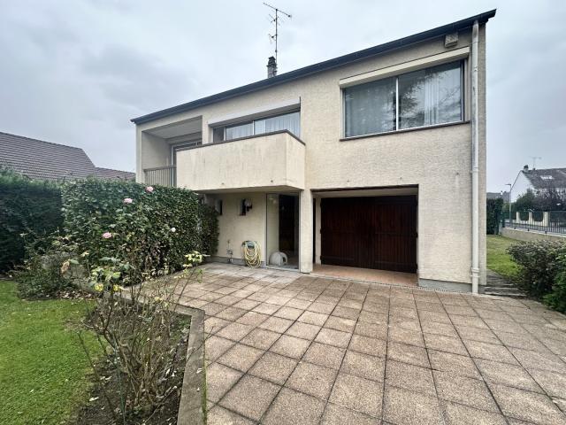 Maison 7 pièces 186 m²