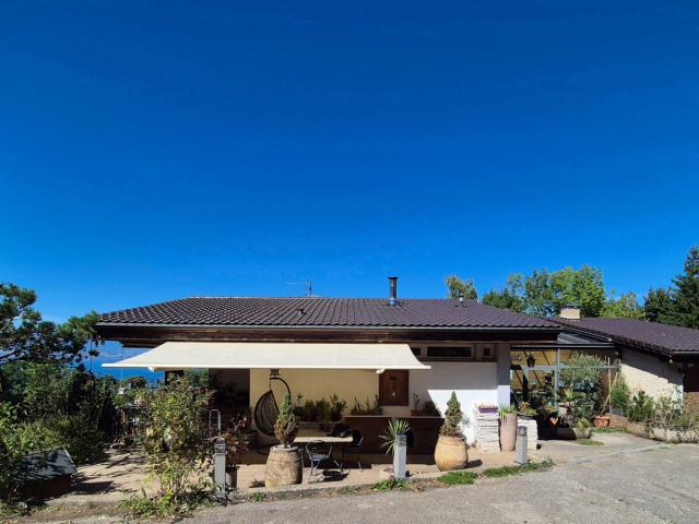 Maison 7 pièces 320 m²