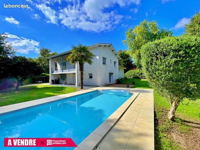 Maison 7 pièces 186 m²
