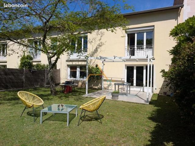 Maison 7 pièces 186 m²
