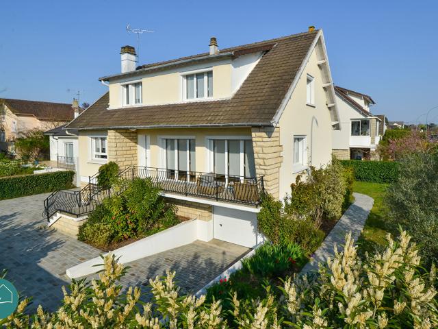 Maison 7 pièces 186 m²