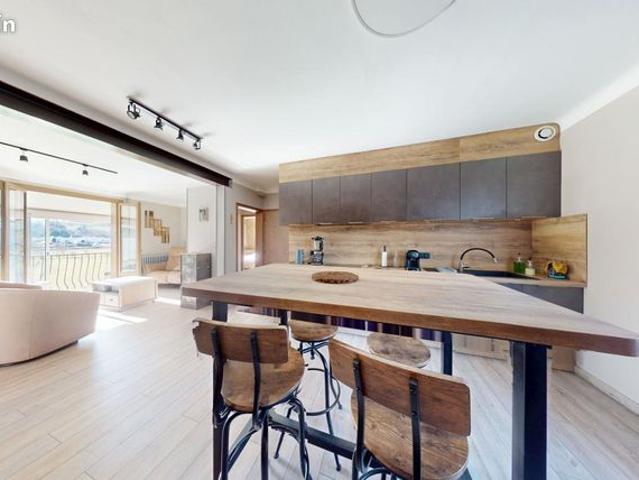 Maison 7 pièces 187 m²