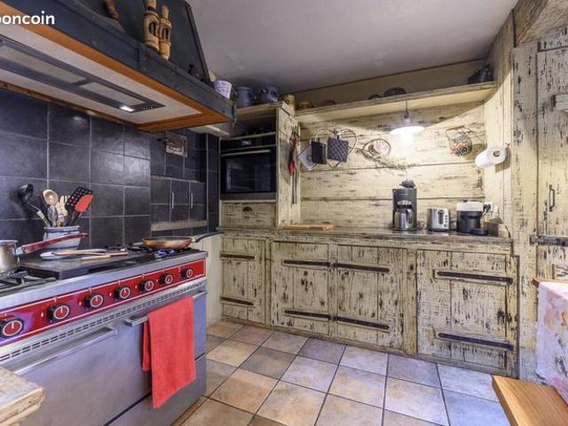 Maison 7 pièces 187 m²