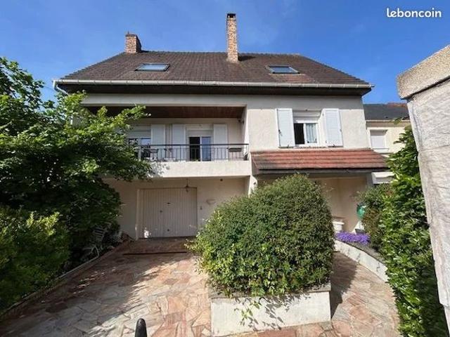 Maison 7 pièces 187 m²