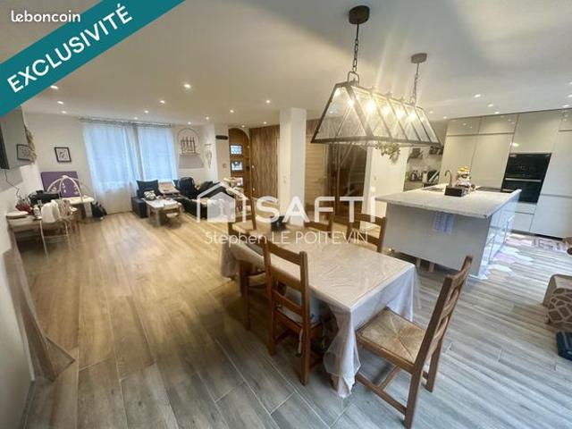 Maison 7 pièces 187 m²
