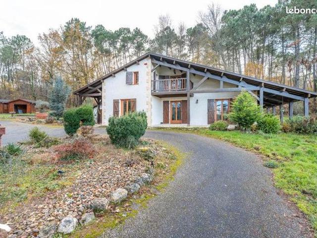 Maison 7 pièces 187 m²
