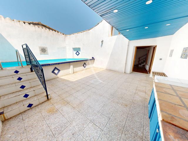 Maison 7 pièces 187 m²
