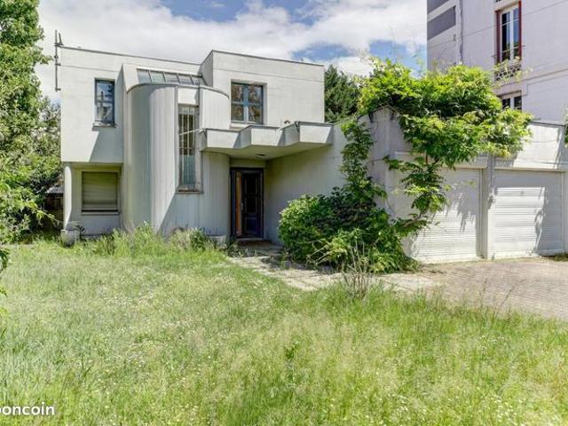 Maison 7 pièces 187 m²