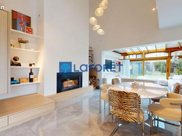 Maison 7 pièces 187 m²