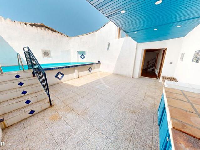 Maison 7 pièces 187 m²
